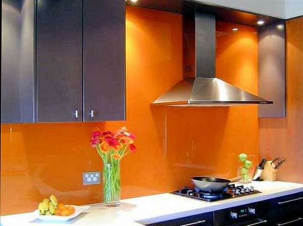 橙厨房墙壁颜色暗柜