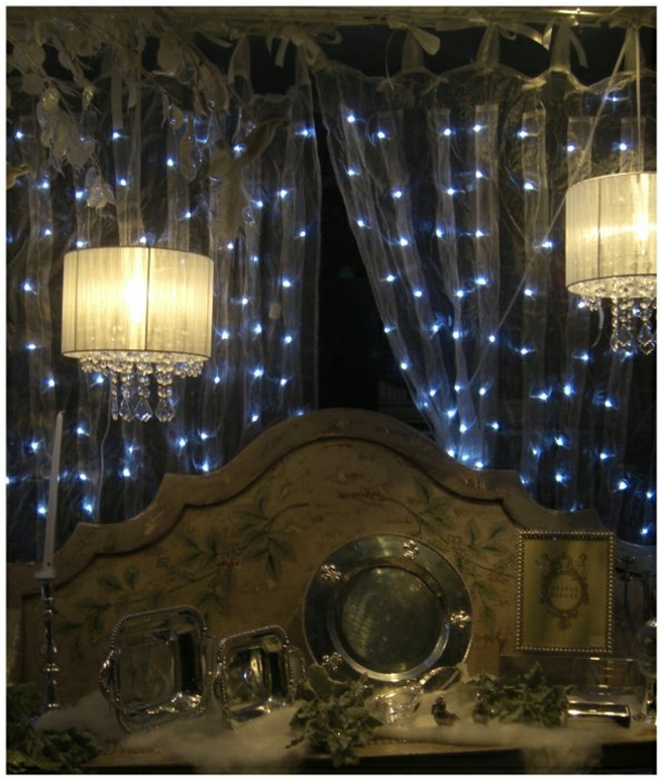 organza-rideaux-dans-la-chambre-avec-romantique-design - deux lampes suspendues
