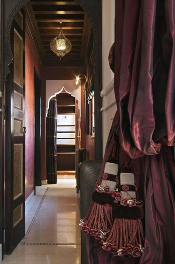 Oriental-rideau sombre couleur exotique couloir