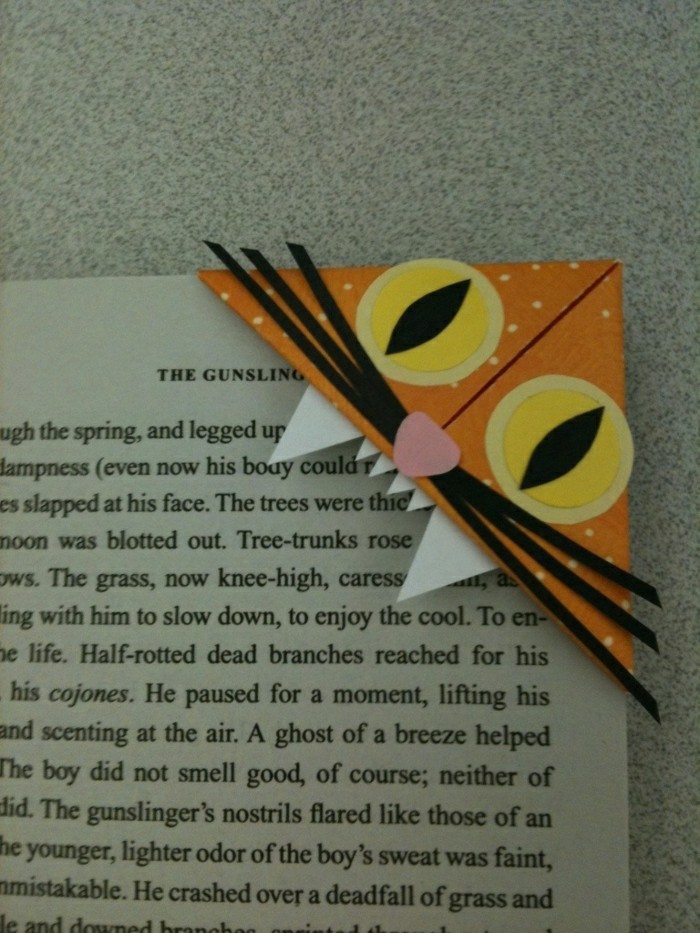 यह ओरीगैमी से बुकमार्क-करते अपने आप को
