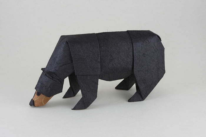 אוריגמי-חיות-A-Bear-שחור