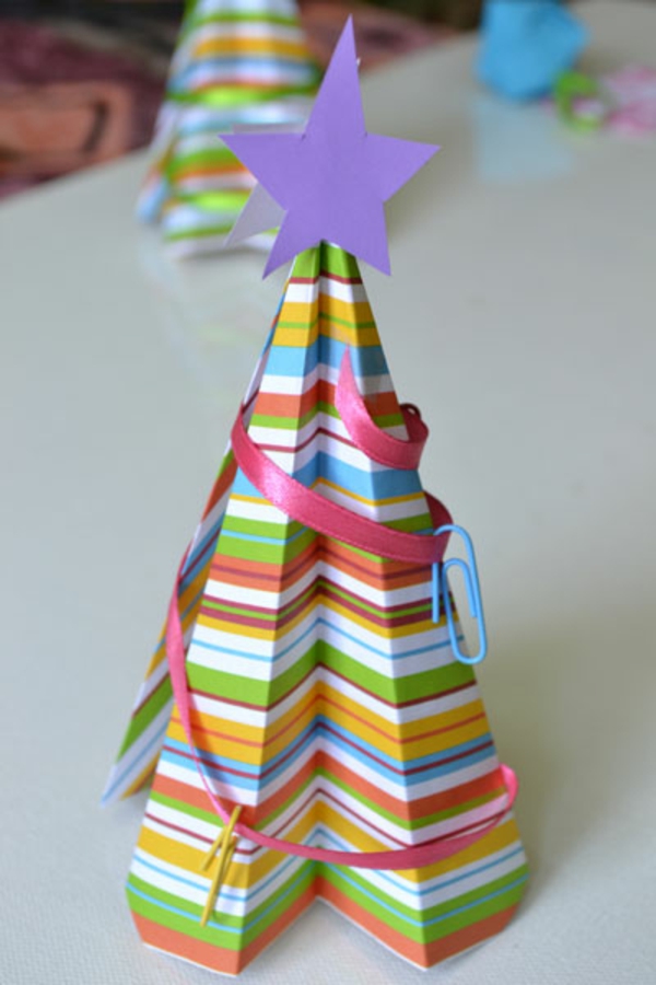 origami से क्रिसमस-आधुनिक सजावट - बैंगनी सितारा
