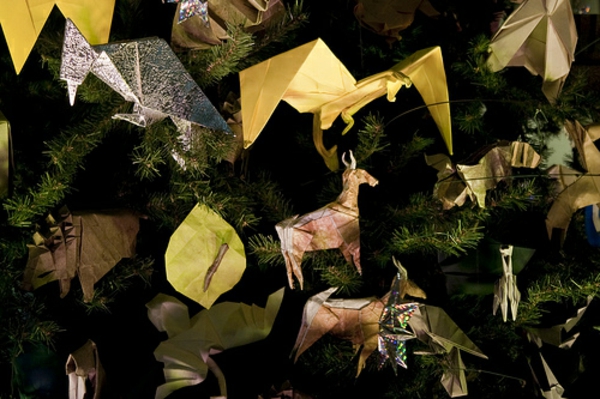 hyvin alkuperäinen origami joulu - on joulukuusi