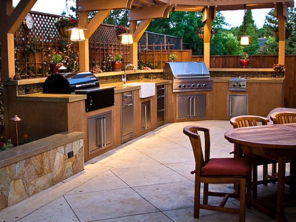 outdoor-kitchen-with-modern-design-unique
