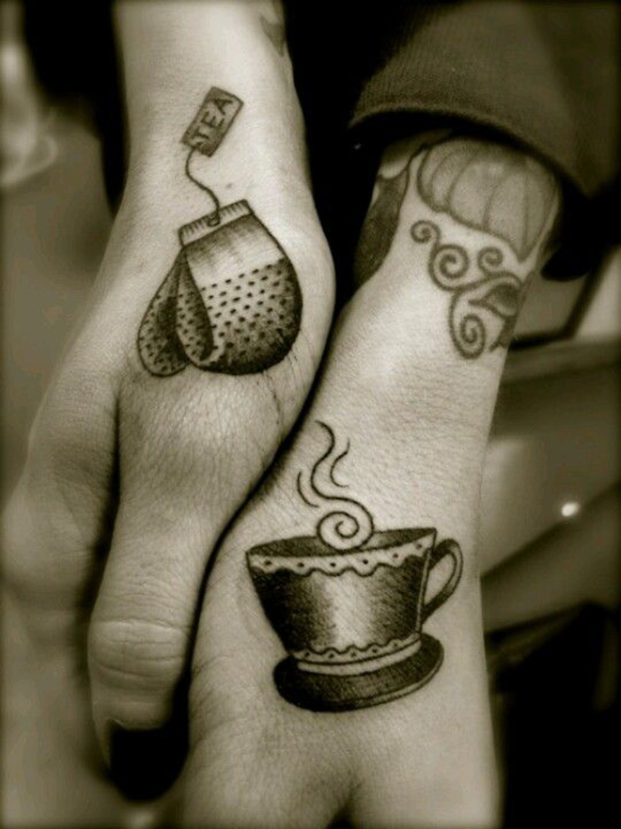 tatuajes para dos, té y taza, tatuajes que se complementan, idea creativa