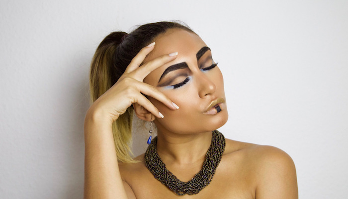 cleopatra συνδυασμός κοστουμιών με κομψό make up ιδέες για να εμπνεύσει