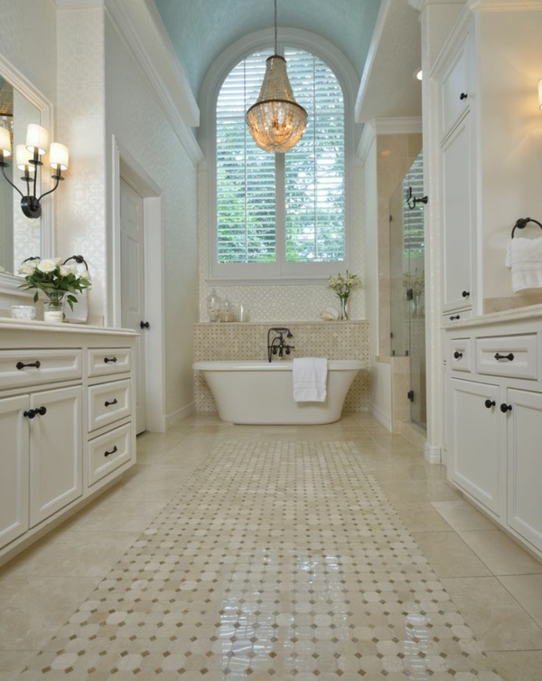 华丽的浴室瓷砖浴室理念