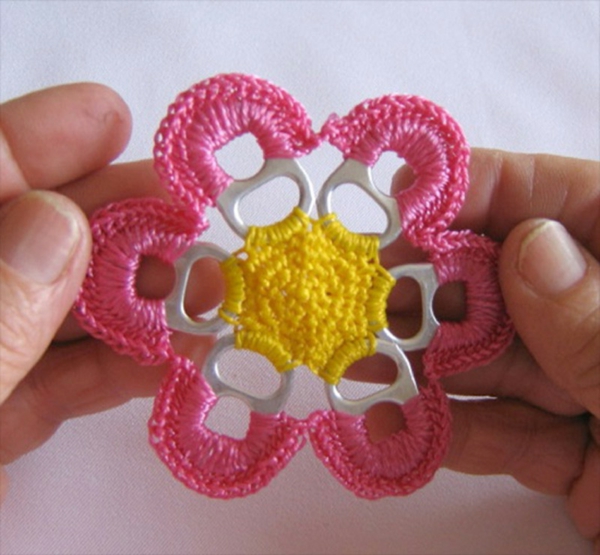 פרח הסרוגה - רעיון יצירתי מאוד DIY