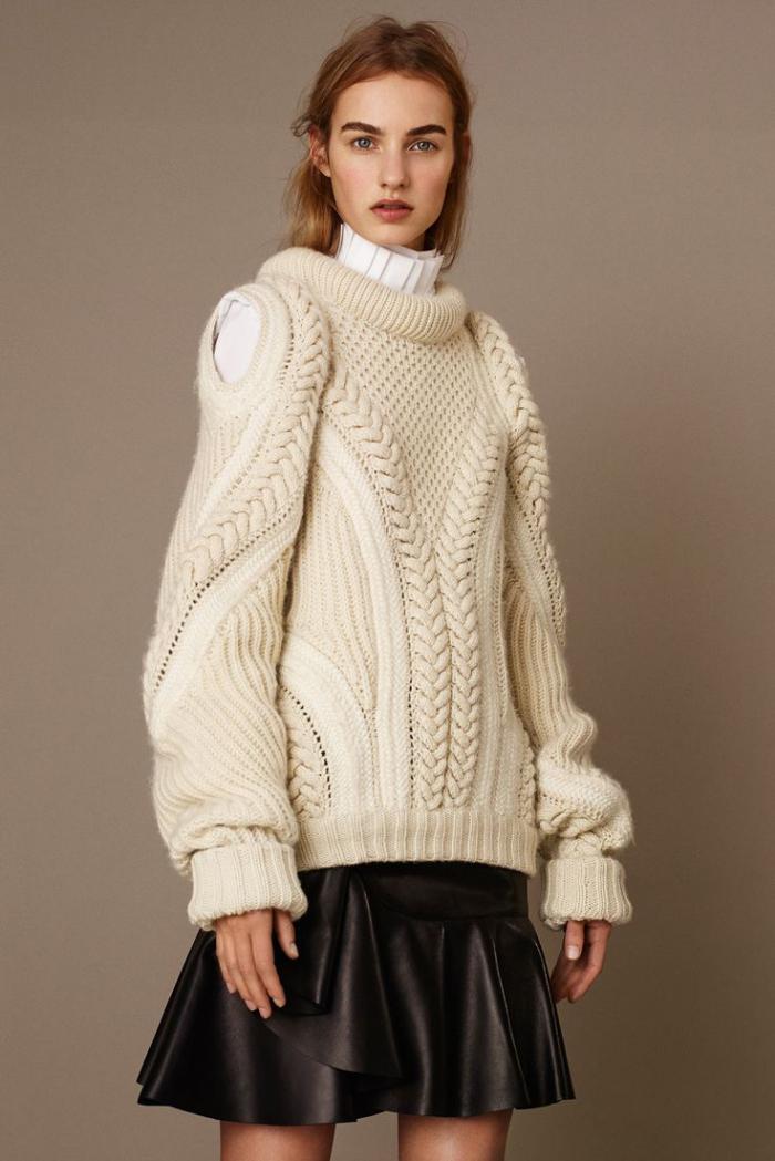 -pull en laine-femmes crème couleur intéressantes modèles de tricot