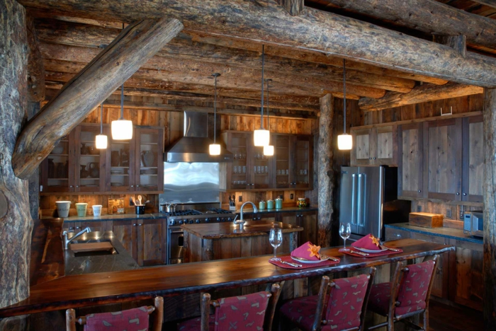 空间 - 厨房 - 乡村风格的家具设备吊灯，红色的，质朴的椅子酒杯餐桌装饰