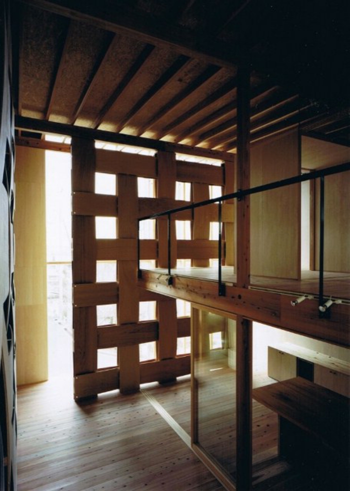 空间trenner-的木材，有趣的室内设计