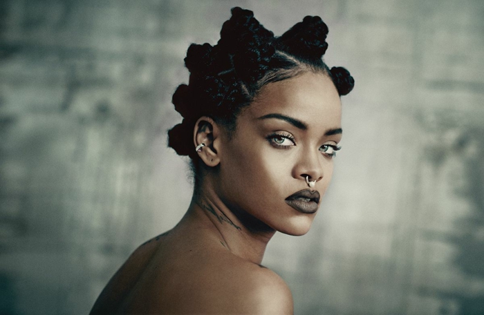 Kuvia Rihannasta musiikkivideolta Disturbia erittäin epätavallista kampausta