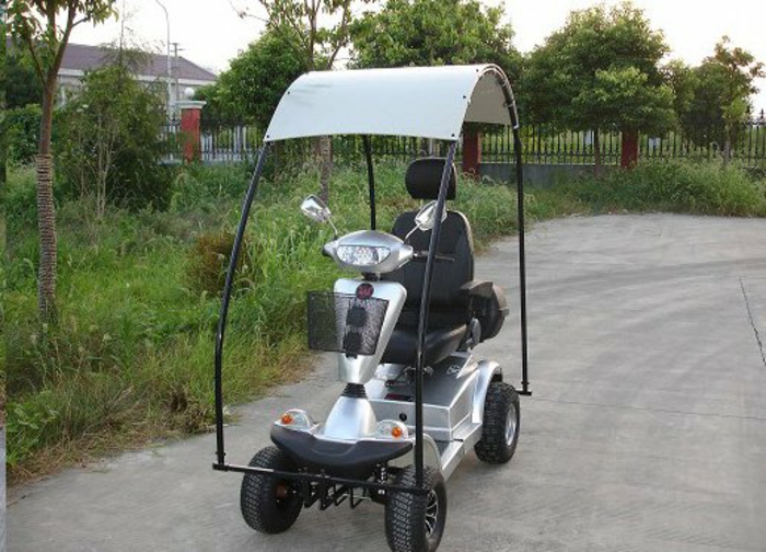 scooter con techo-interesante diseño