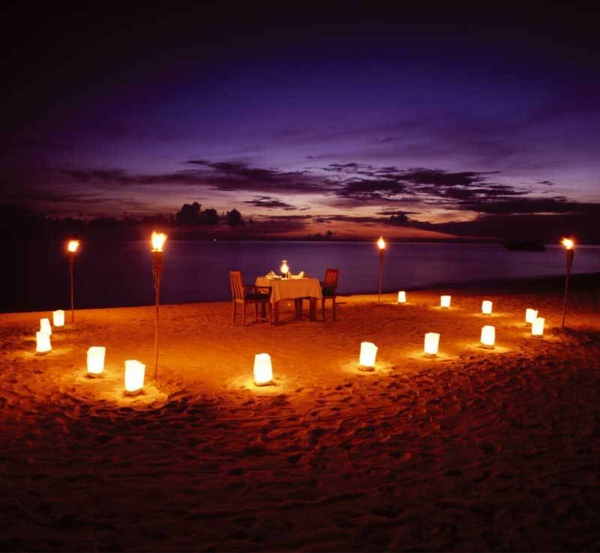 רומנטי-רעיונות-על-החוף-מאוד-נחמד