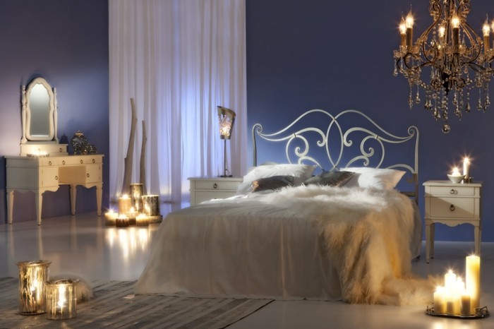 романтична спалня съоръжение-палят свещи-romantischeatmosphare