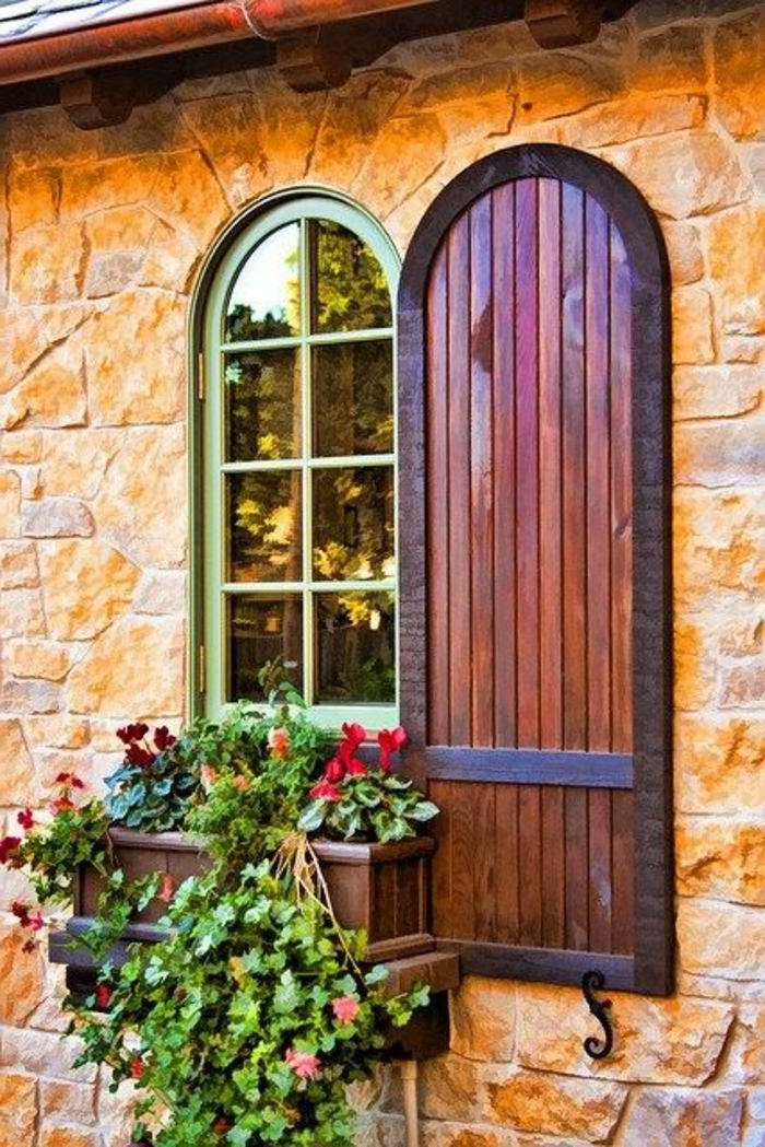 fenêtre romantique bois volet fenêtre fleur