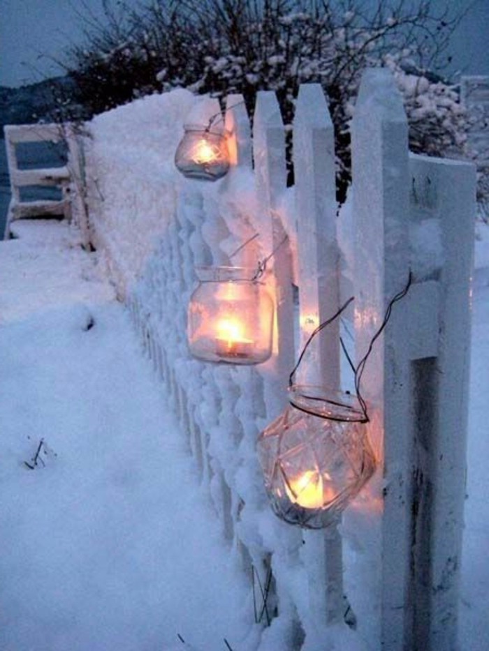 在雪地里灯笼浪漫的冬季图片护栏