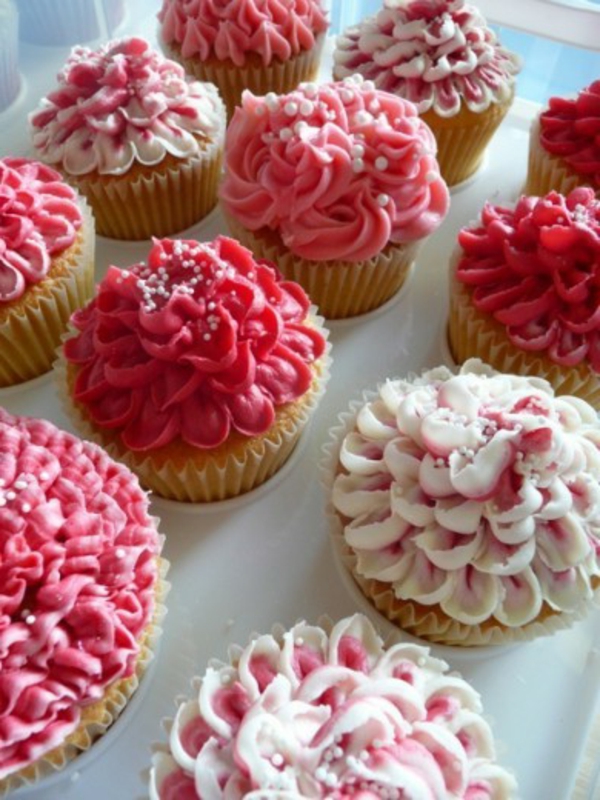खुद-गुलाबी cupcakes-अच्छा-डेकोरेट-महान विचारों-कर