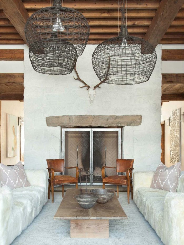intérieur rustique canapés meubles cheminée Antler modernes chaises table basse style campagnard