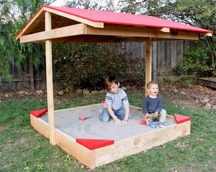 沙箱 - 拥有 - 内建一个沉没的按钮与 - 屋顶和儿童