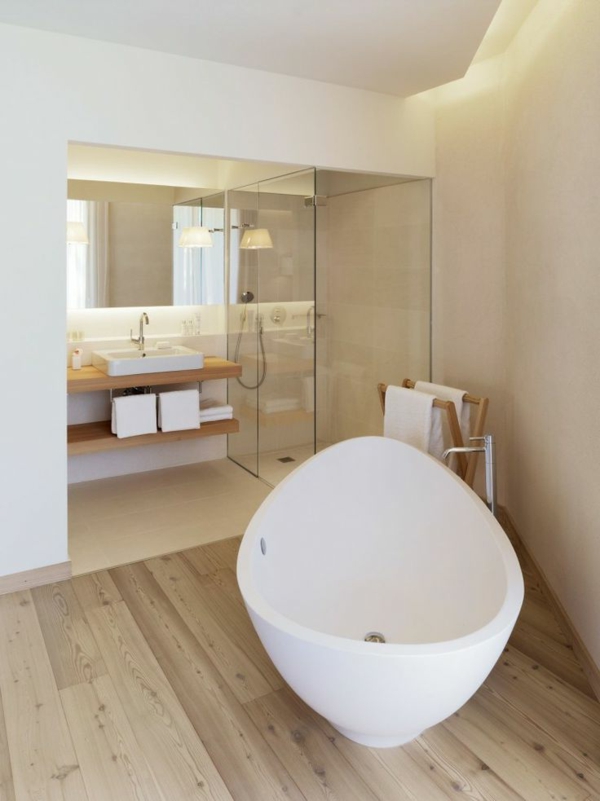hermoso piso apartamento-con-parquet en baño-gran-Wohnideen