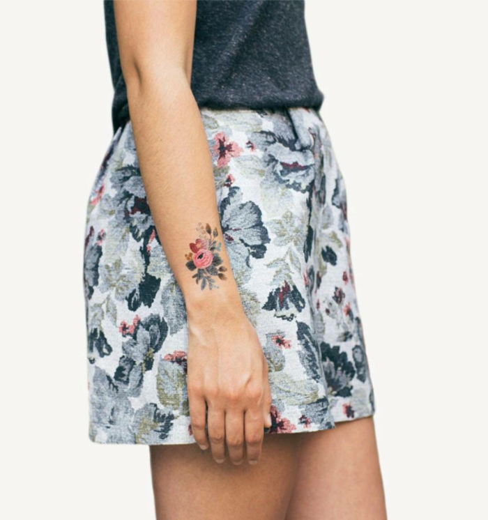 tatuointi mallit naiset värikäs pieni tatuointi käsivarteen tatuointi tulostaa kuin hame lyhyt hame stirt