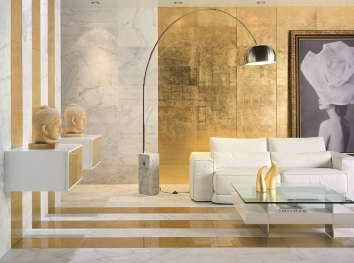 kaunis-wohnideen-beige-ja-kultainen väri-in-olohuone