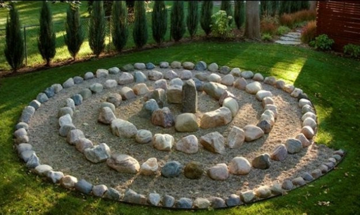 美丽的花园思路与 - 石头