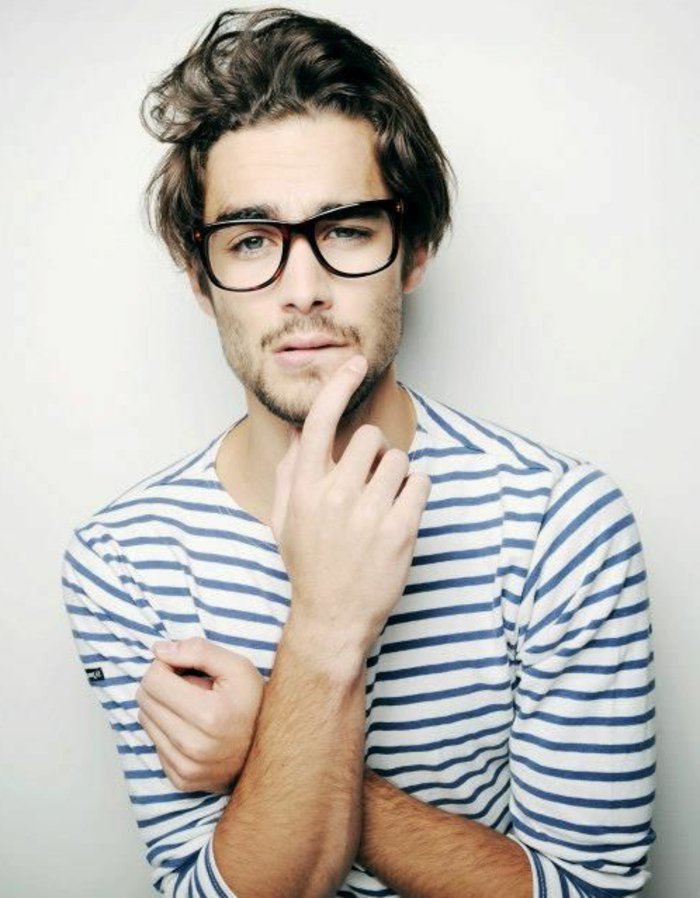 όμορφο μοντέλο hipster γυαλιά-για-men