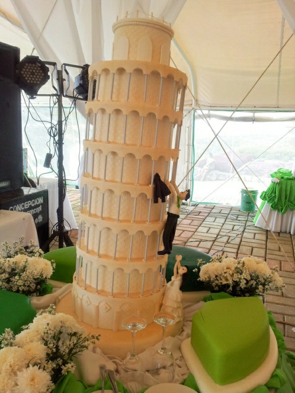 gâteau tour ardoise escalier de mariage