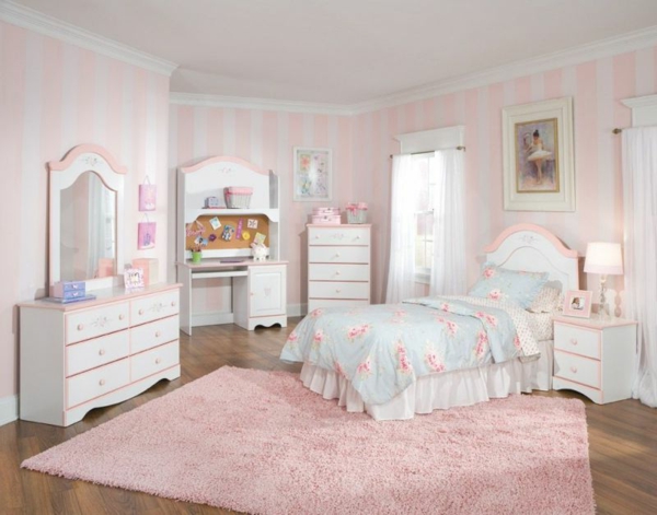卧室风格，玫瑰色地毯，美丽的生活