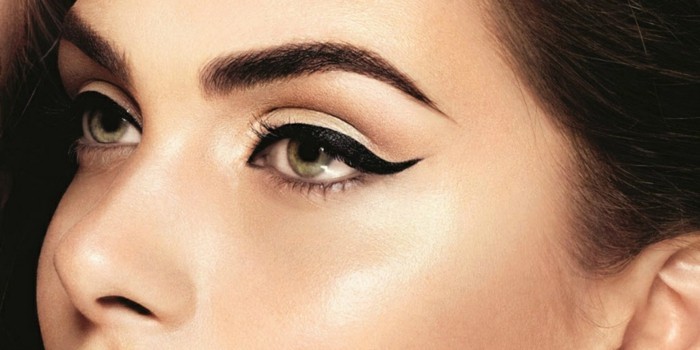 maquillage conseils yeux-chat yeux-eye-liner parfait-sourcils highlight-nez oeil-joues