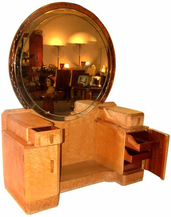 miroir rond avec un design frappant