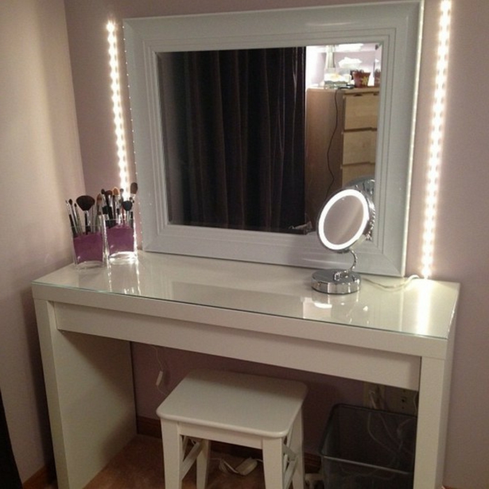 dressing table-μοντέρνο με καθρέφτη-και-φωτισμού απλά και-