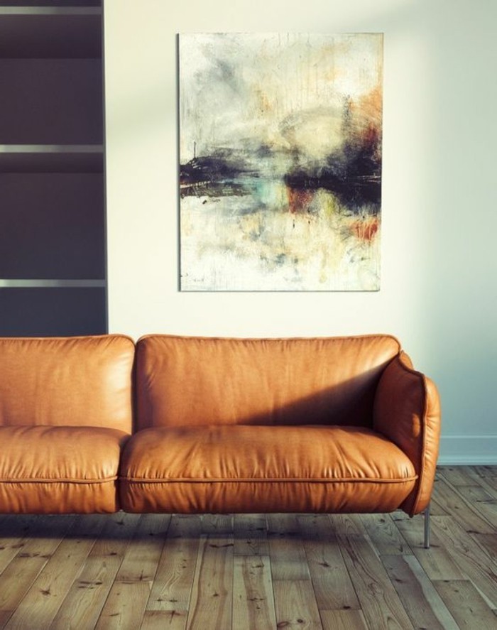 salon simple meublé Toile étagères sombres couleur brillant canapé en cuir-Holzboden