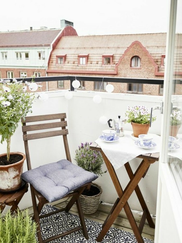 Sitzecke-jardín-y-balcón-diseño