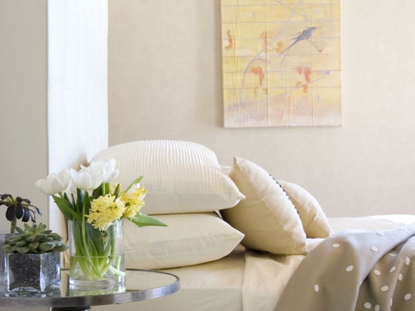 soleado-sala de estar-con-jacinto