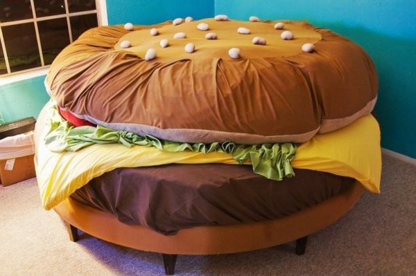 Spielbett-hamburger - gyönyörű modell-nézni vicces