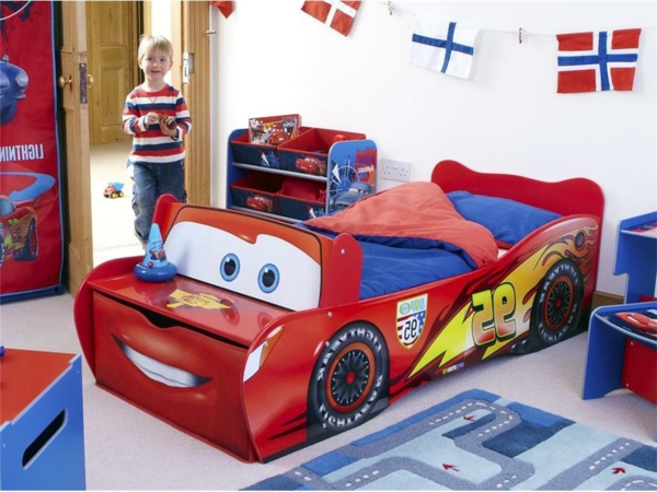 leikki-bed-erittäin-moderni-auto - mcqueen punainen tavara