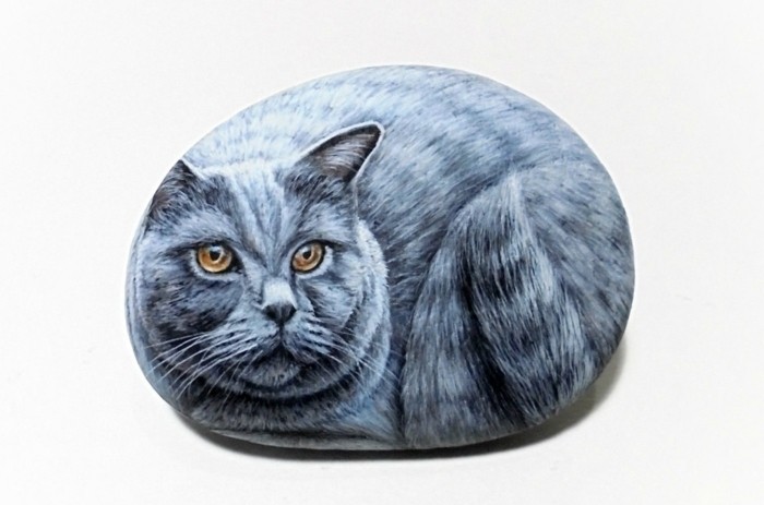 पत्थर पेंट-ऑन-एक पत्थर से पेंट-बिल्ली