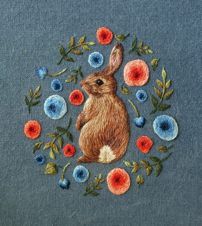 pegarse libres sugerencias-a-conejo rodeado de flor