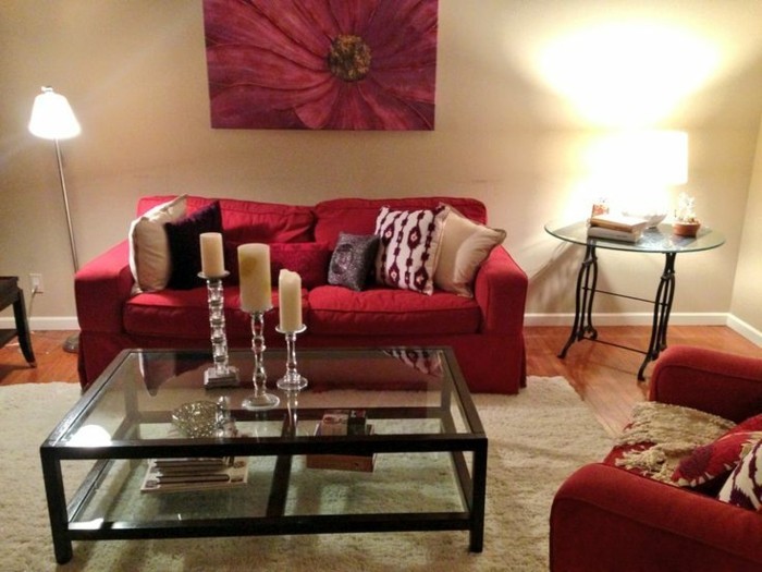 קיר מכשיר מסוגנן עם אדום ספת כיסא רהיטי הדמית פרחים עדין