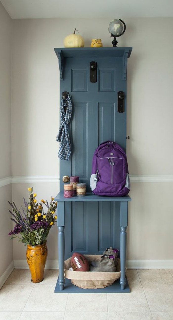 दरवाजे-सुशोभित-अलग-dekoartikel एक नीली बैग