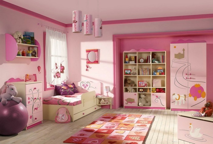 papier peint pour-fille-rose-nuances-la-chambre