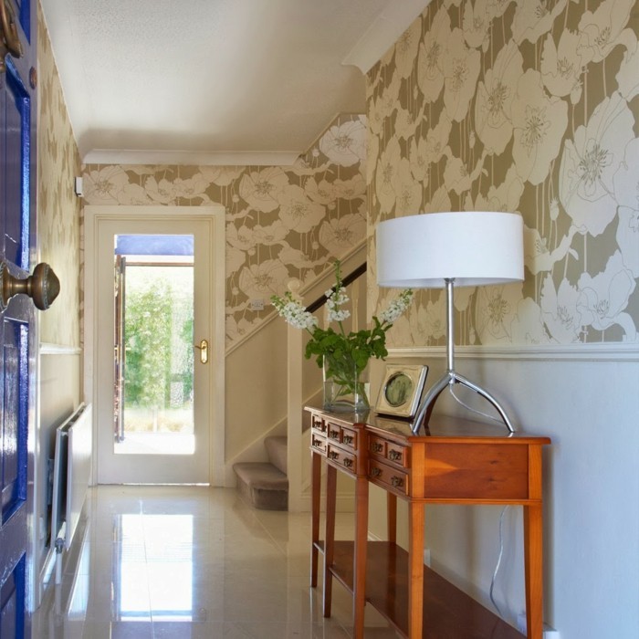 壁纸 - 廊道 - 思想 - 廊道 - 墙纸图案作为罂粟花窄的走廊