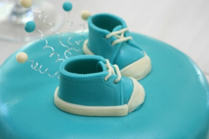 Taufe Deco kakku kaunis siniset kengät