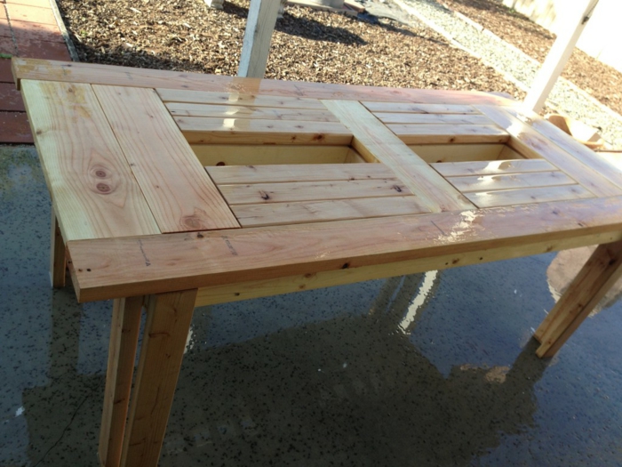 table-oma-build-tahansa-of-us-voi-a-pöydän kuten-rakentaa itse