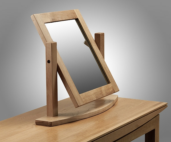 conception simple de miroir de table de maquillage avec un cadre en bois