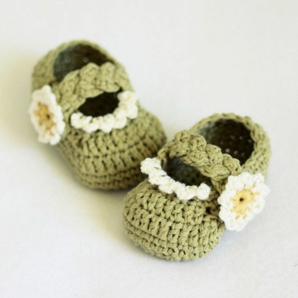 пра-дизайн-плетиво бебешки обувки-пра-идеи-за-плетиво бебе обувки-цветя-плетене на една кука-Daisy