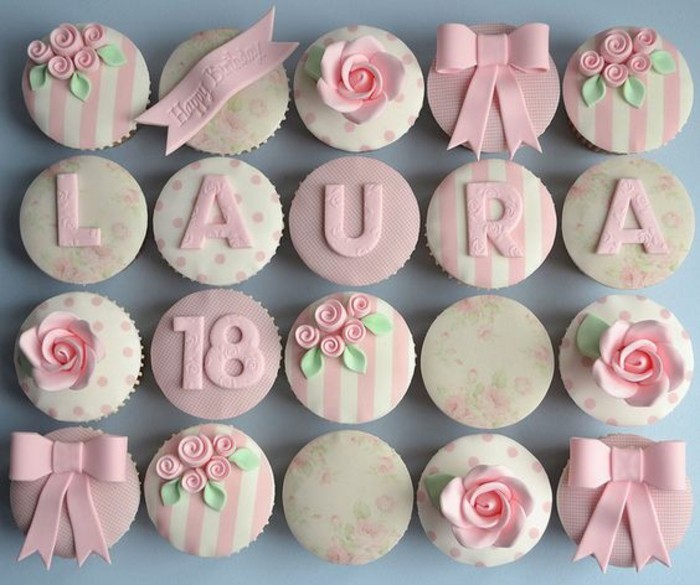 पाई-टू-18-जन्मदिन जन्मदिन केक-सफेद-गुलाबी-muffins-muffindeko muffins-डेकोरेट